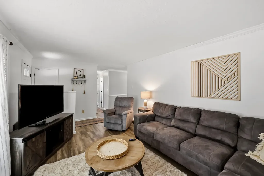 282 S Eagle Creek Drive Lexington KY 40515