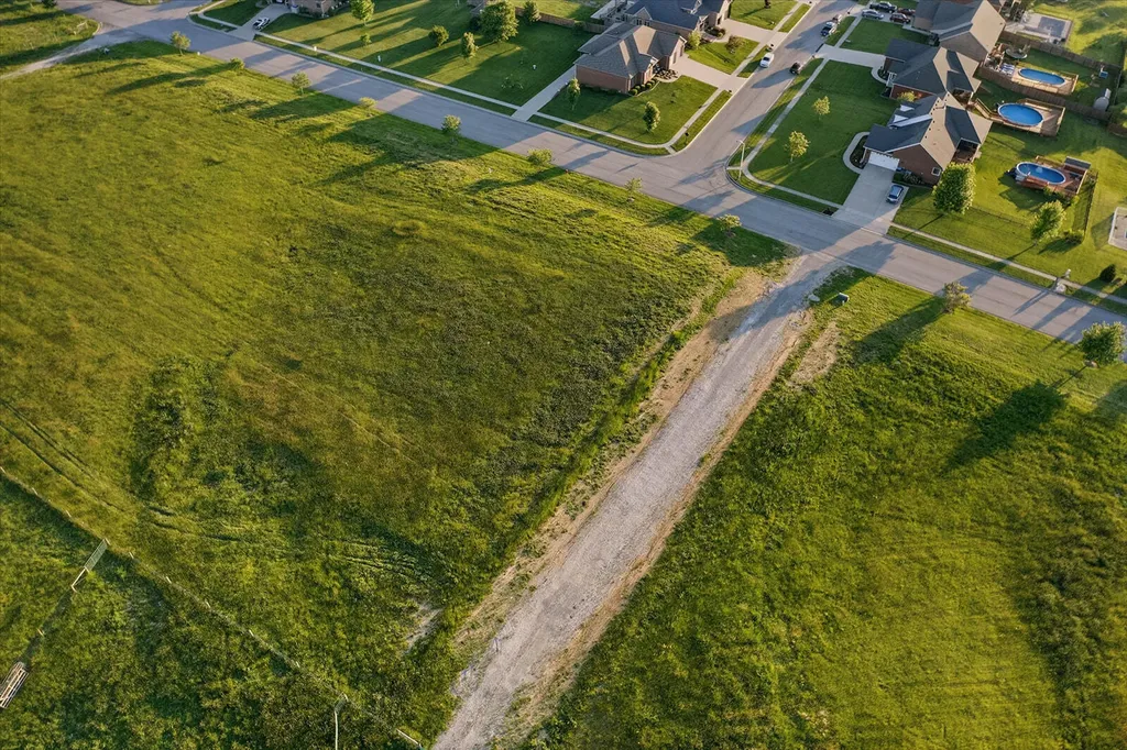 5 Nautical Way Lawrenceburg KY 40342