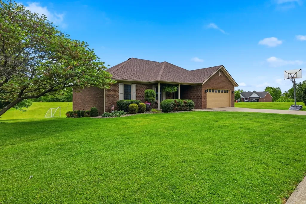 416 Hunters Run Drive Richmond KY 40475