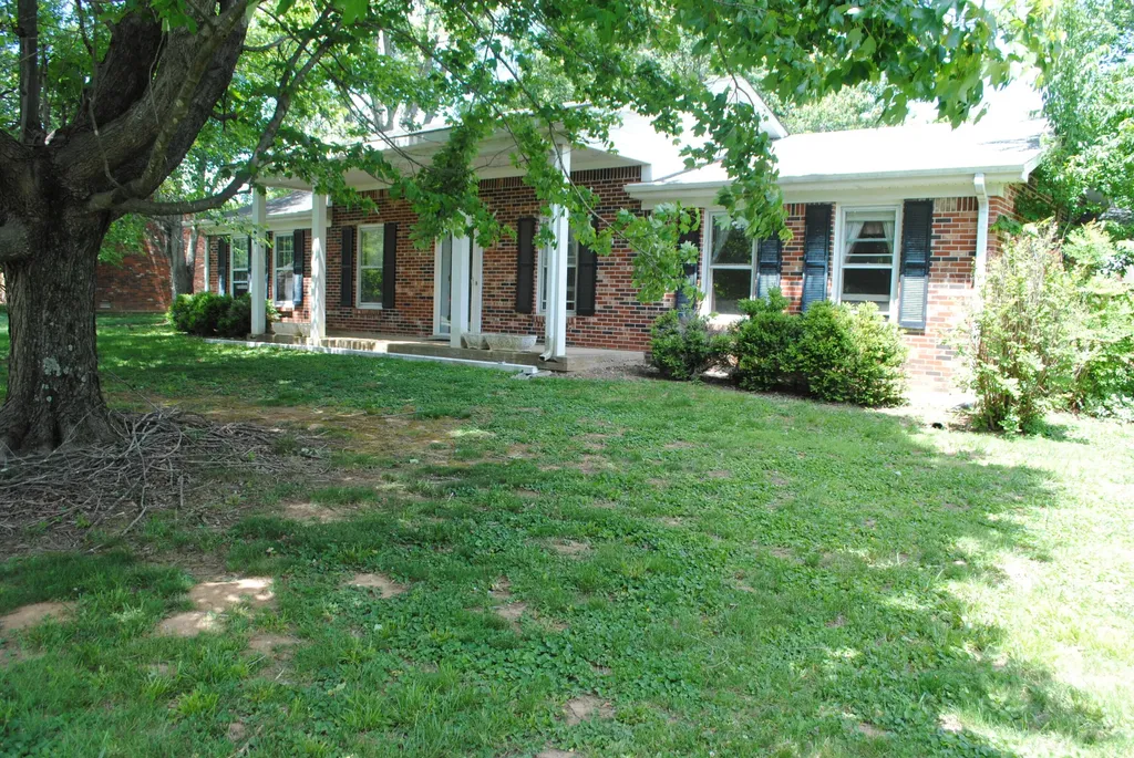 310 Dogwood Drive Stanford KY 40484