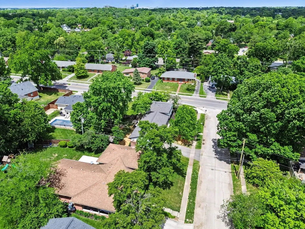 3401 Farmington Road Lexington KY 40503