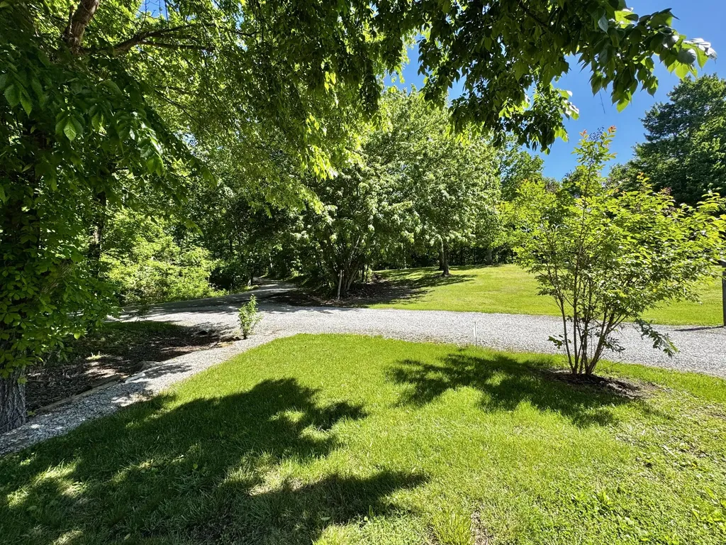 2177 Cannonball Road Somerset KY 42501