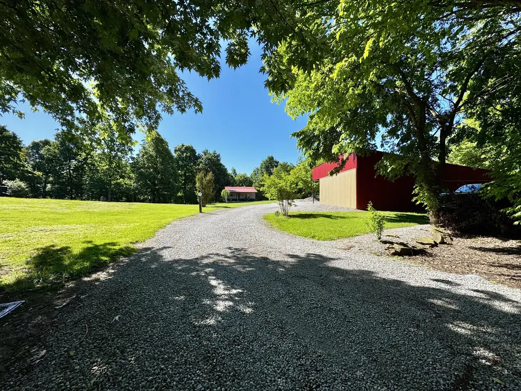 2177 Cannonball Road Somerset KY 42501