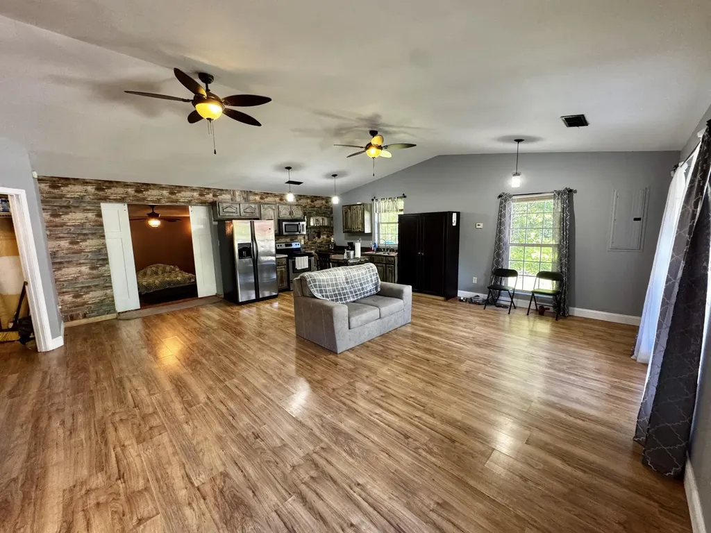 2177 Cannonball Road Somerset KY 42501