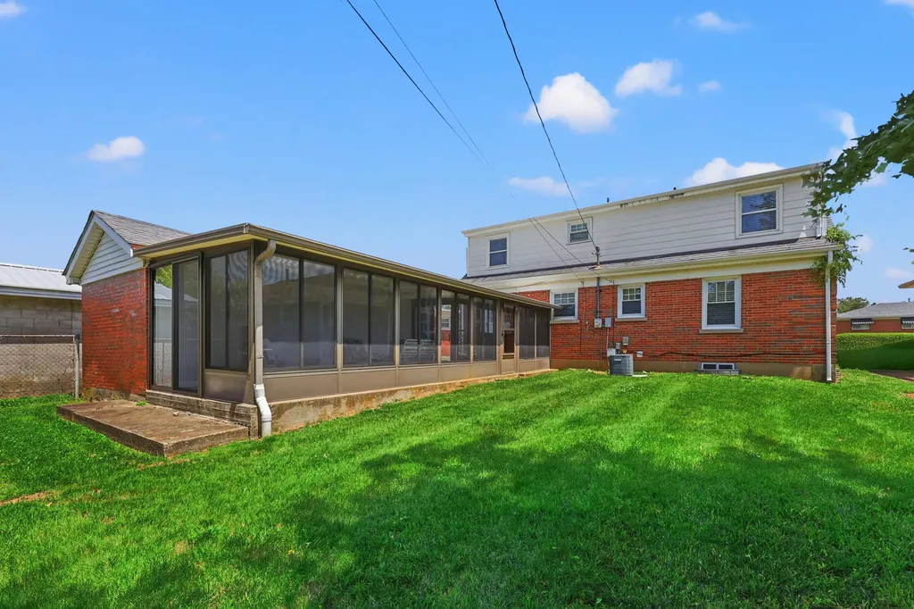 955 Effie Road Lexington KY 40511