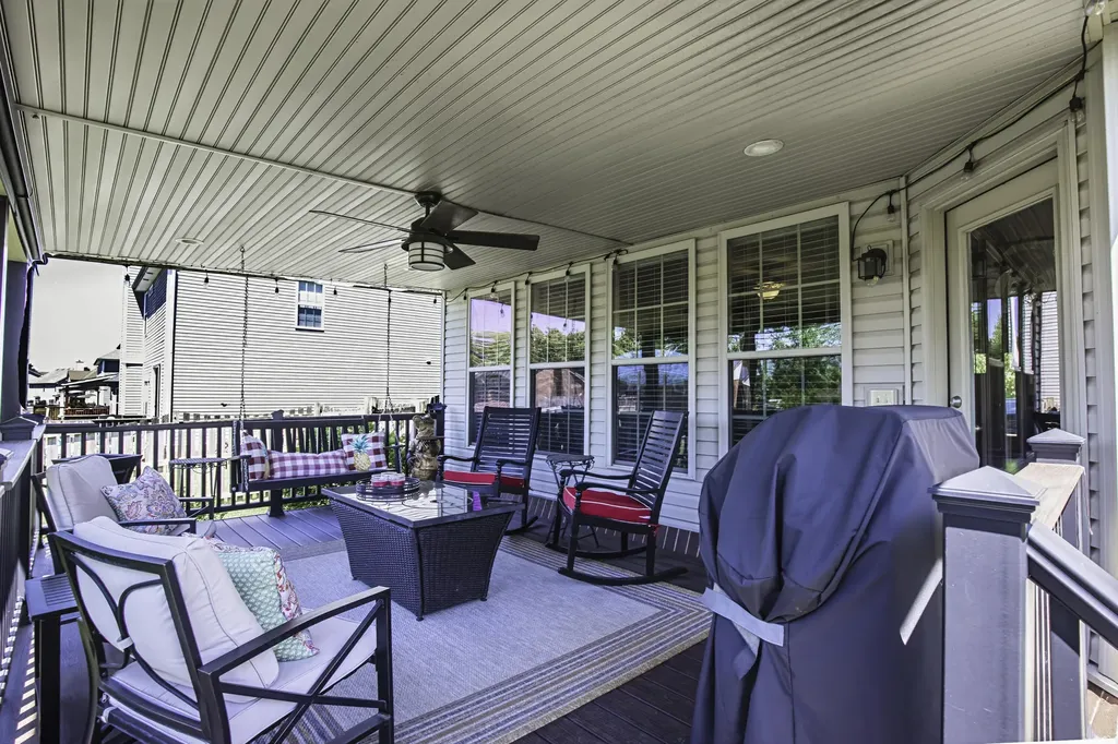 393 Gleneagles Way Versailles KY 40383