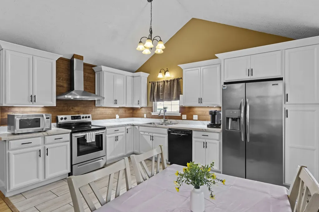 134 Hunter Ridge Drive Lawrenceburg KY 40342