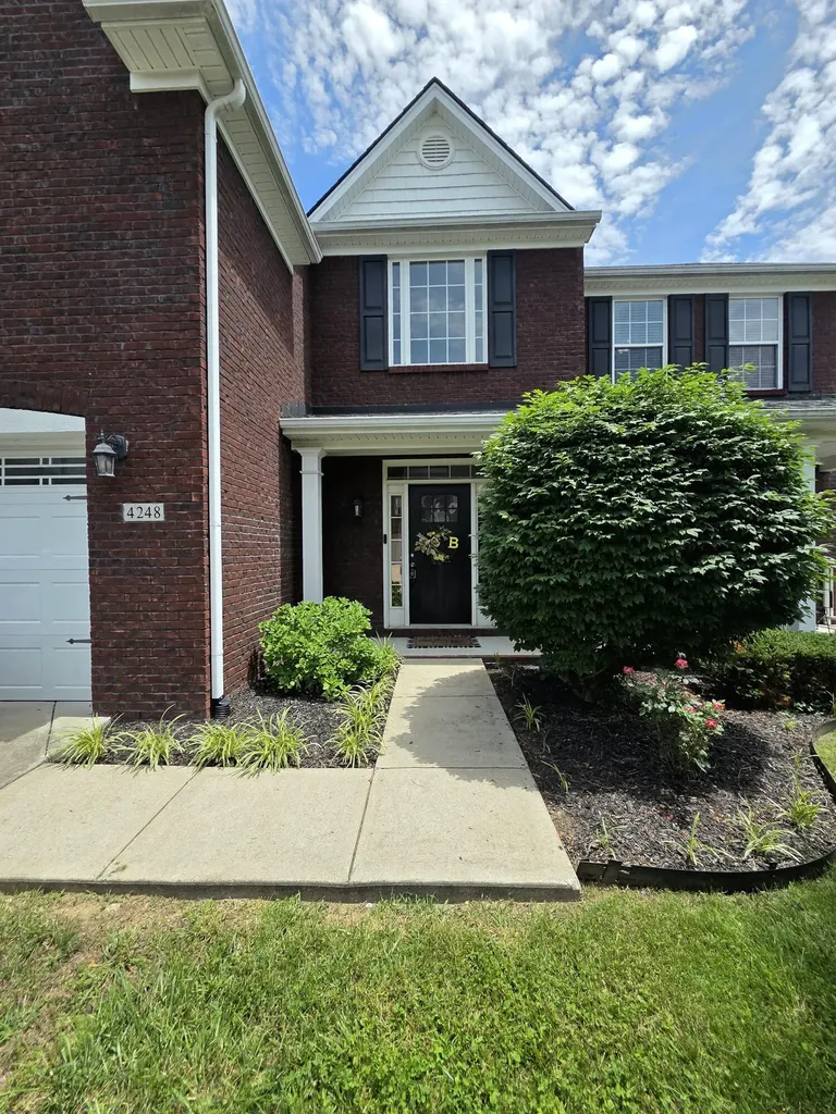 4248 Mooncoin Way Lexington KY 40515