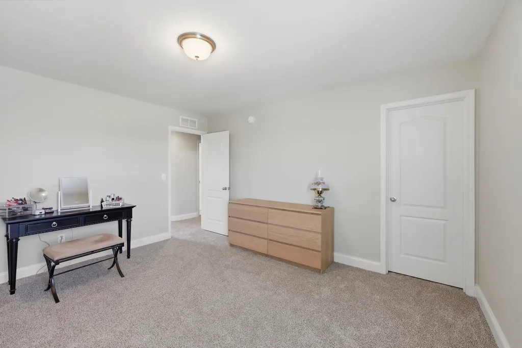 4248 Mooncoin Way Lexington KY 40515