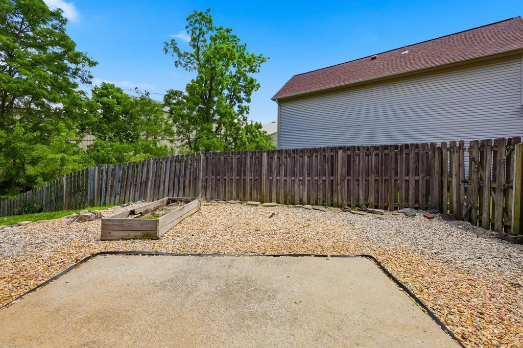 505 Rhodora Ridge Lexington KY 40517