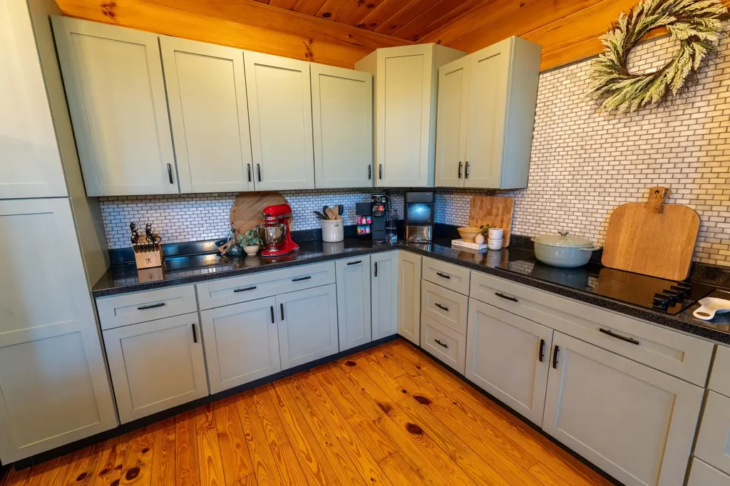 3801 Ky-1071 Tyner KY 40486