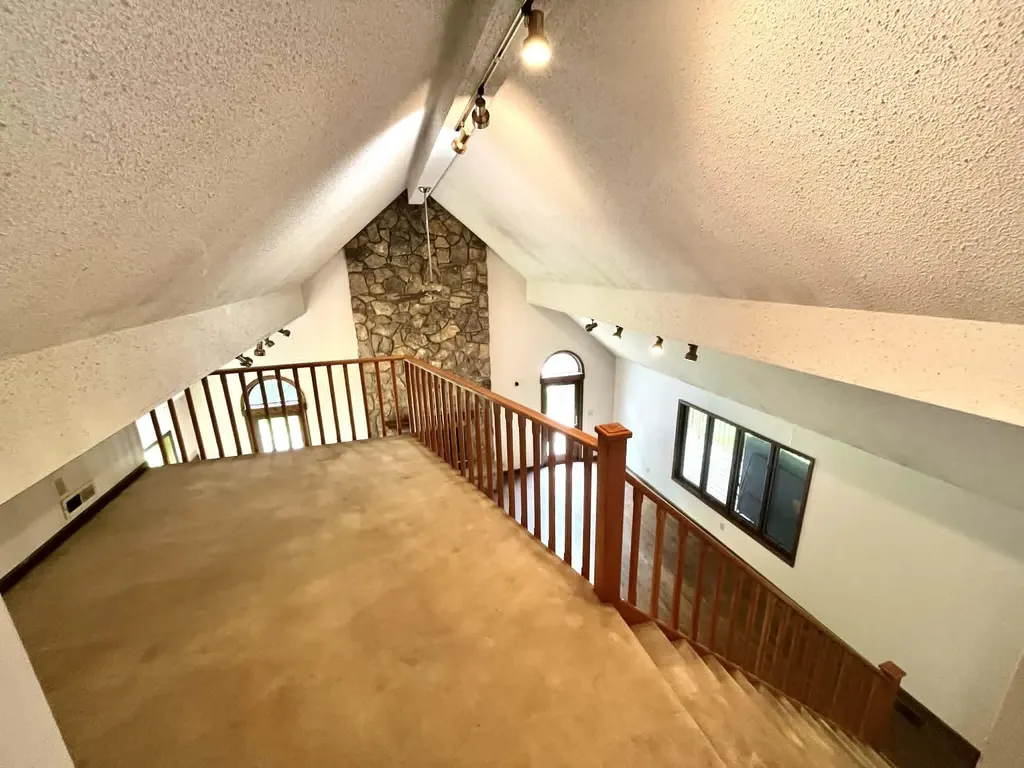 241 241 Brown Court Bledsoe KY 40810