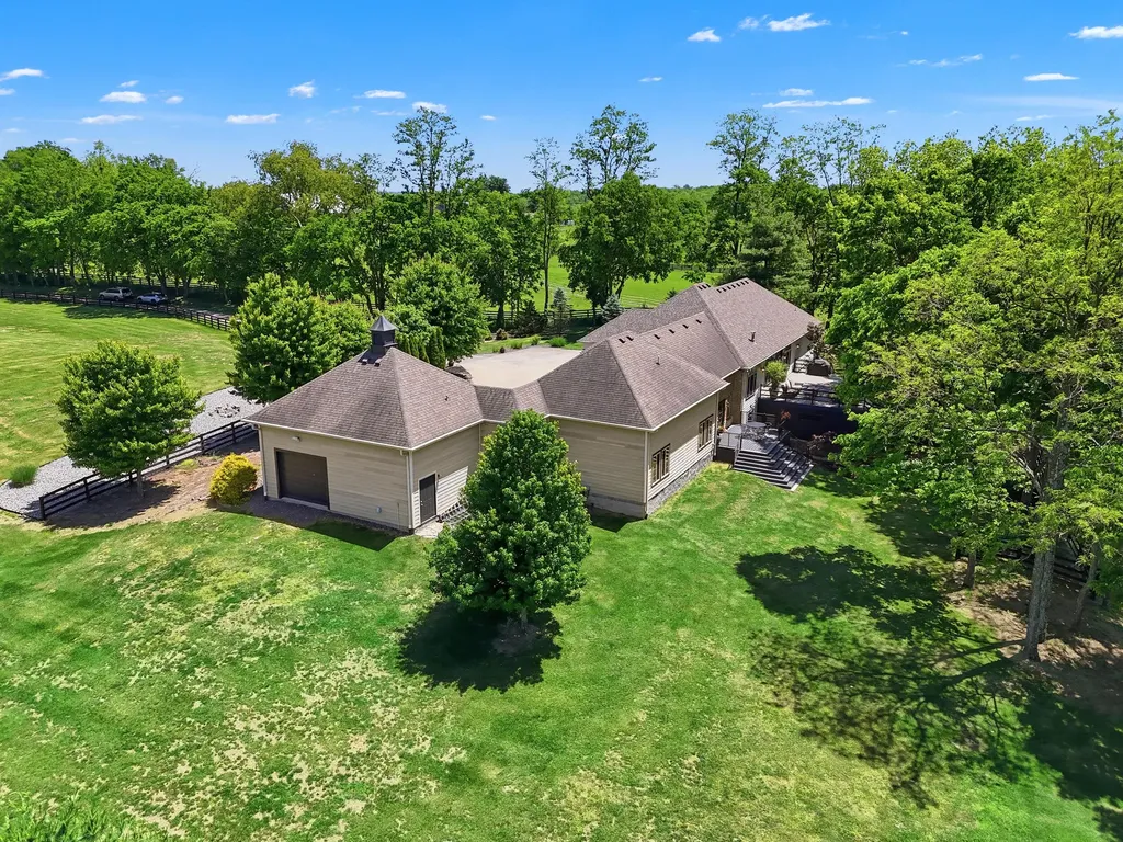 621 S Cleveland Road Lexington KY 40515
