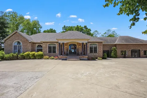 621 S Cleveland Road Lexington KY 40515