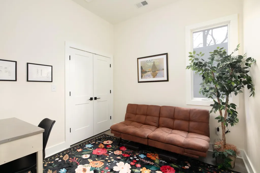451 Smith Street Lexington KY 40508