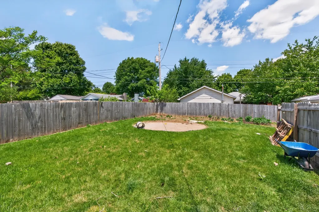 1109 Meridian Drive Lexington KY 40504