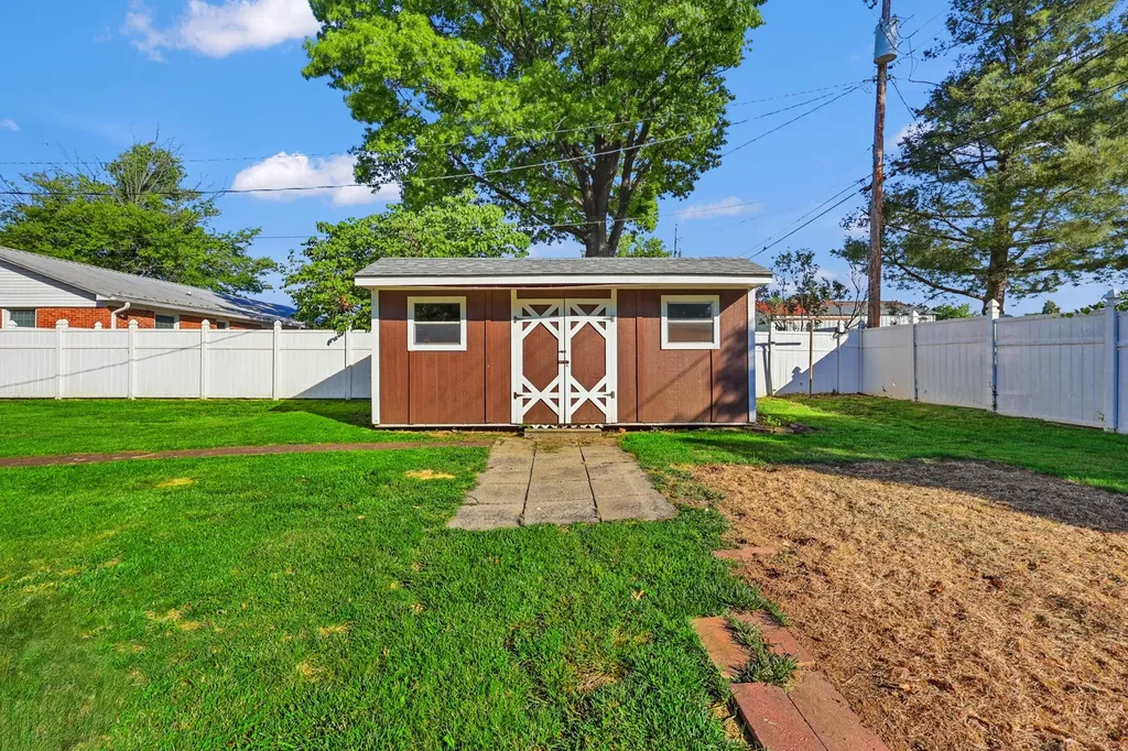 115 Park Lane Lawrenceburg KY 40342