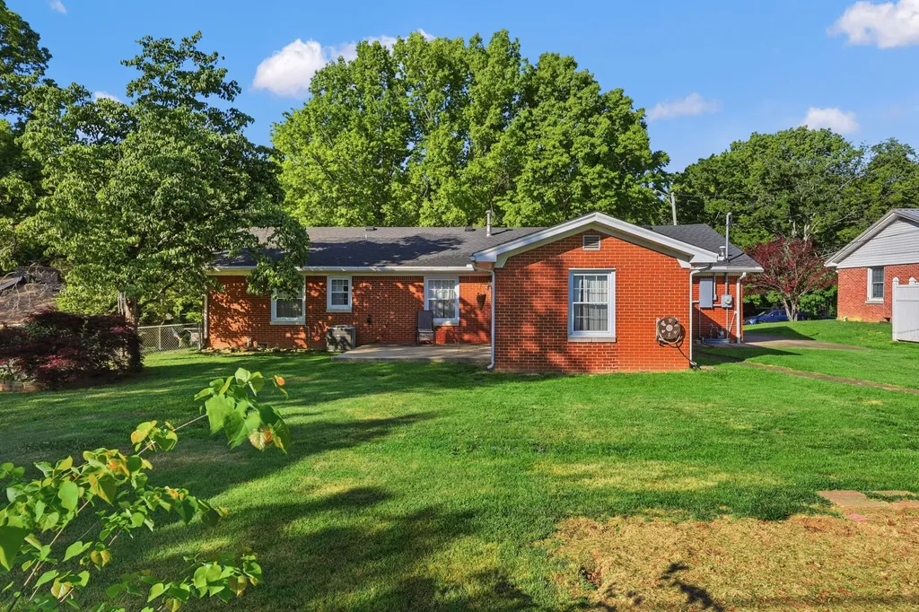 115 Park Lane Lawrenceburg KY 40342
