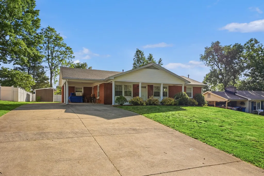 115 Park Lane Lawrenceburg KY 40342
