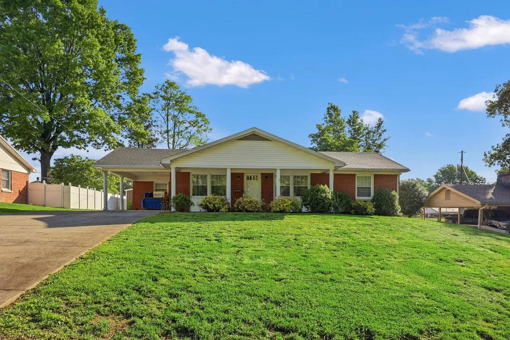 115 Park Lane Lawrenceburg KY 40342