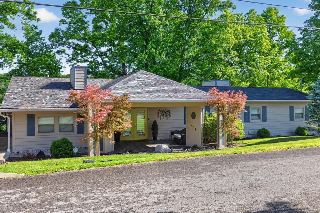321 Herrington Woods Road Harrodsburg KY 40330