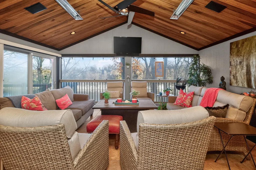 321 Herrington Woods Road Harrodsburg KY 40330