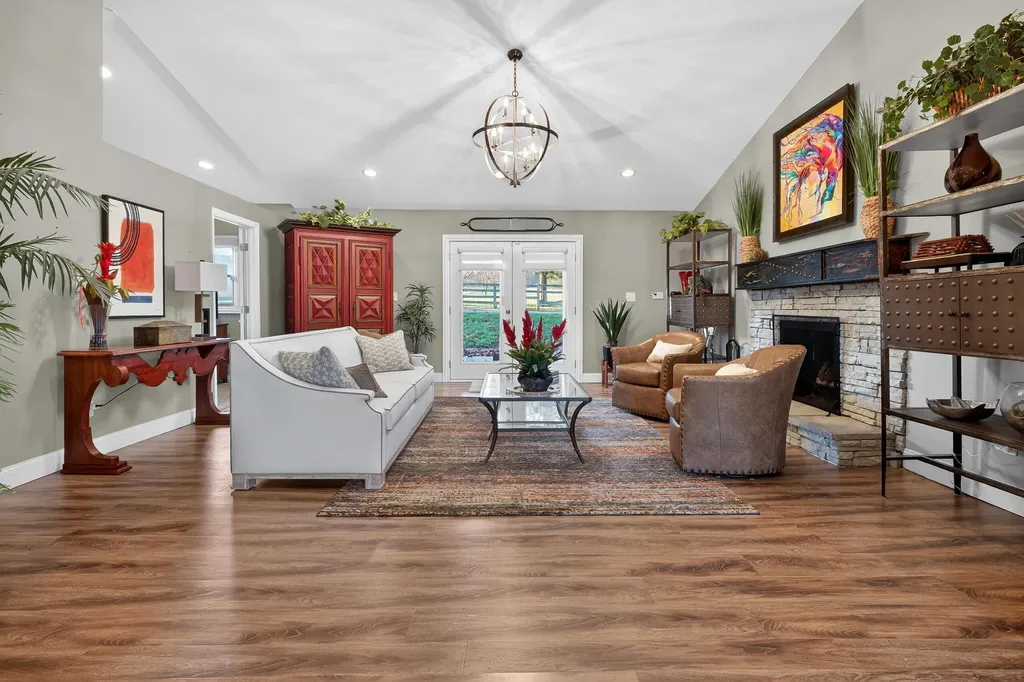 321 Herrington Woods Road Harrodsburg KY 40330