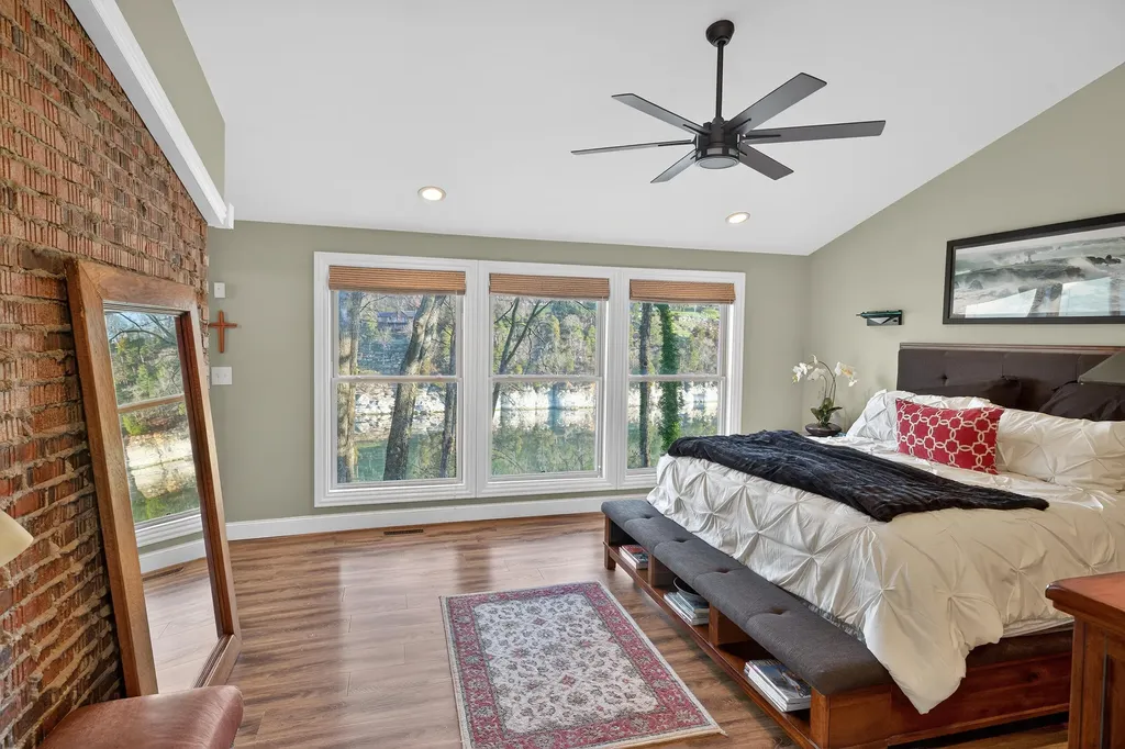 321 Herrington Woods Road Harrodsburg KY 40330