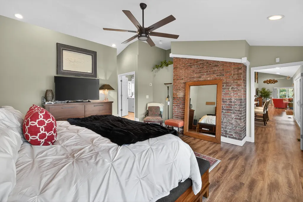 321 Herrington Woods Road Harrodsburg KY 40330