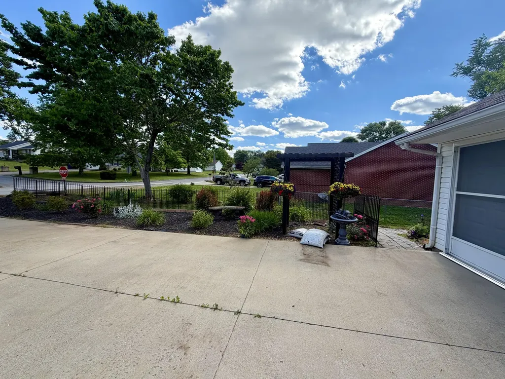 69 Sycamore Trail Somerset KY 42501