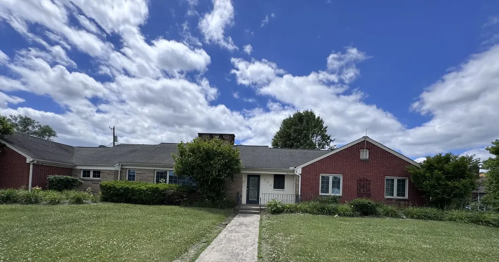 504 S Kentucky Avenue Corbin KY 40701