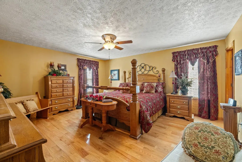 340 Dean Road Mckee KY 40447