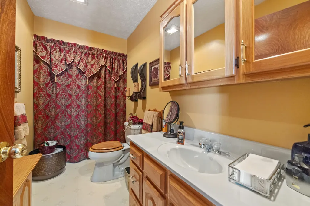 340 Dean Road Mckee KY 40447