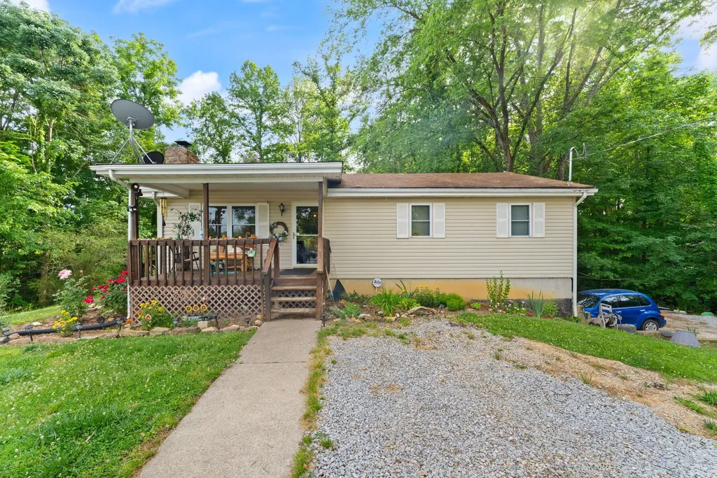 109 Everett Lane Nancy KY 42544