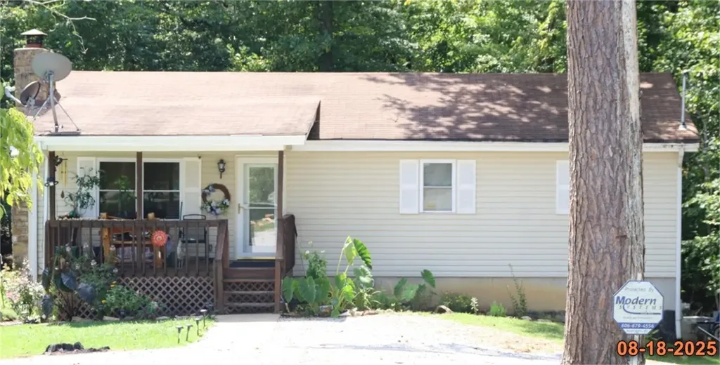 109 Everett Lane Nancy KY 42544