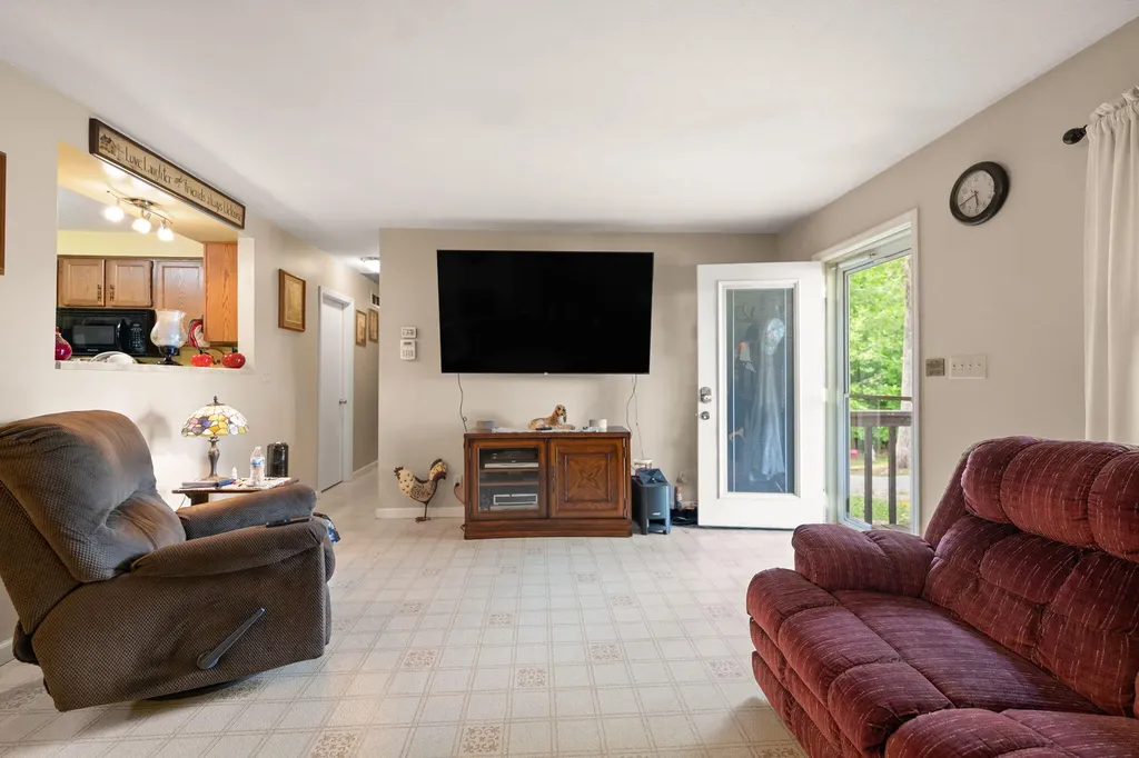 109 Everett Lane Nancy KY 42544