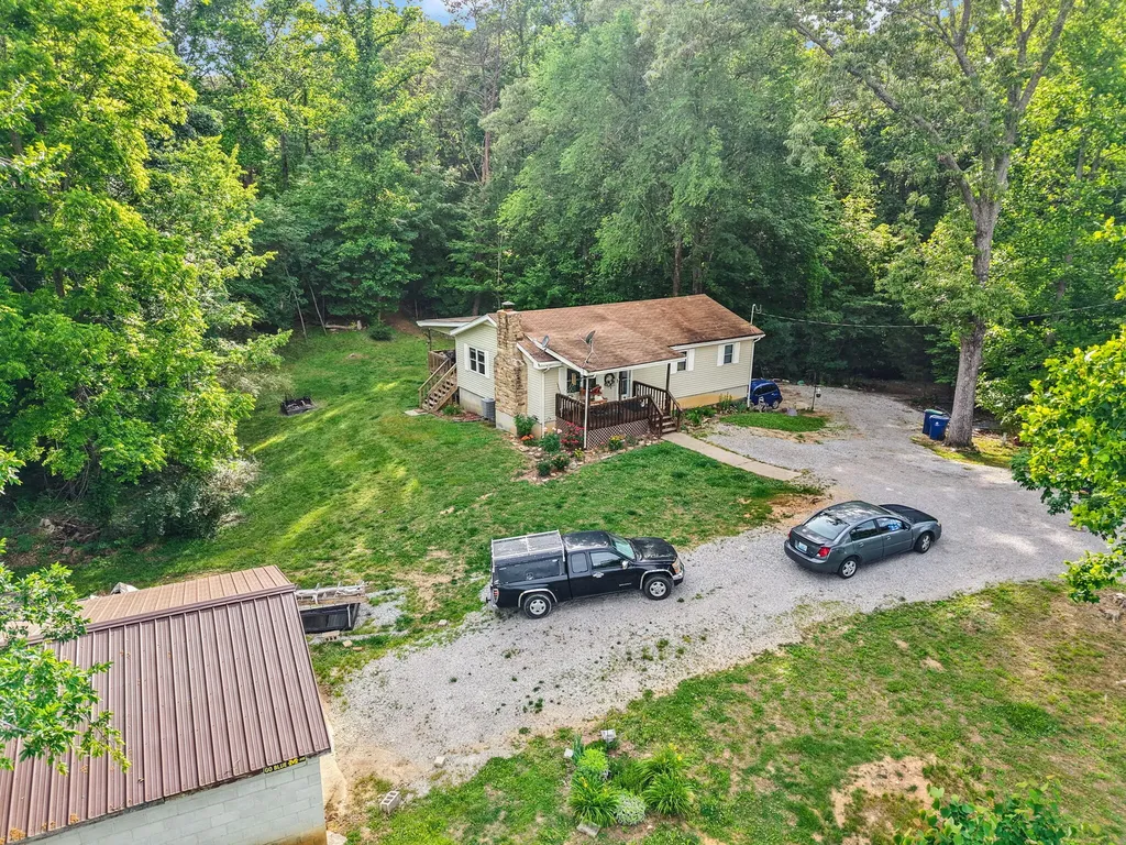 109 Everett Lane Nancy KY 42544