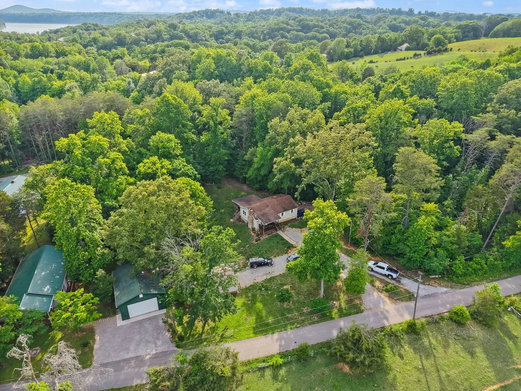 109 Everett Lane Nancy KY 42544