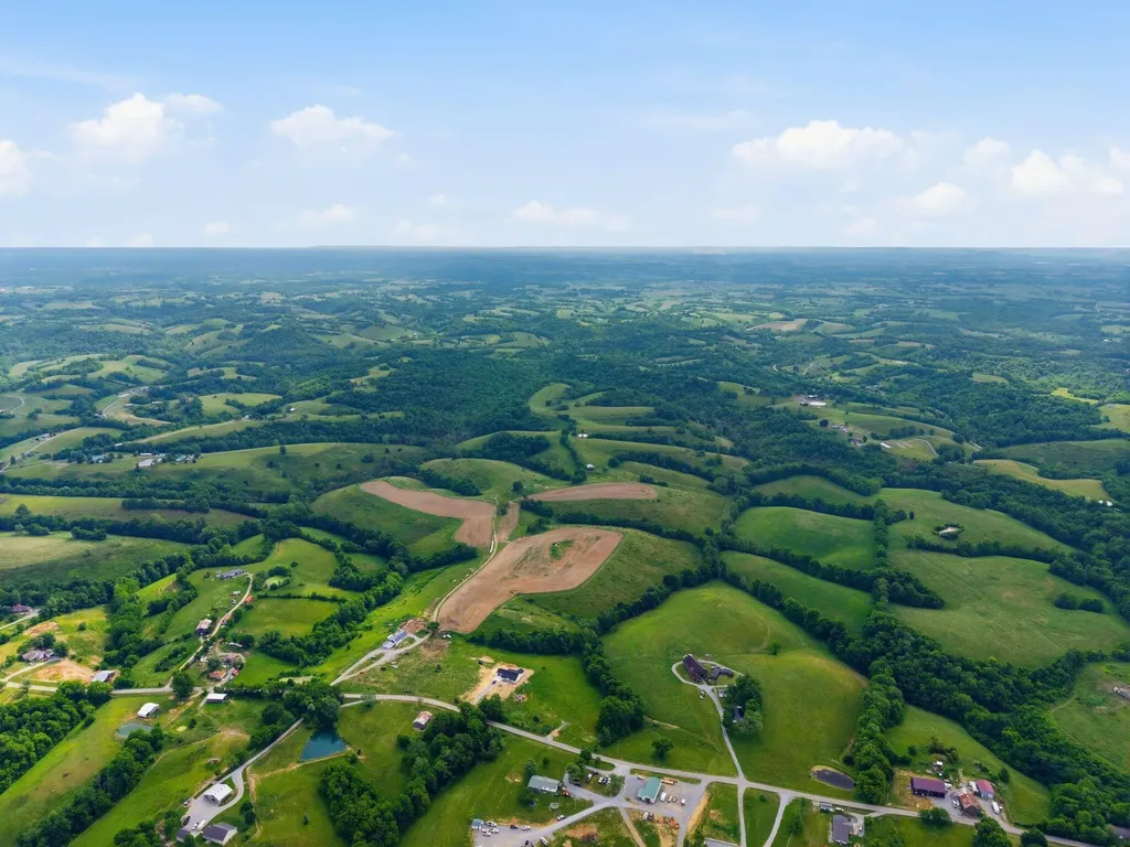 1102 Nina Ridge Road Lancaster KY 40444