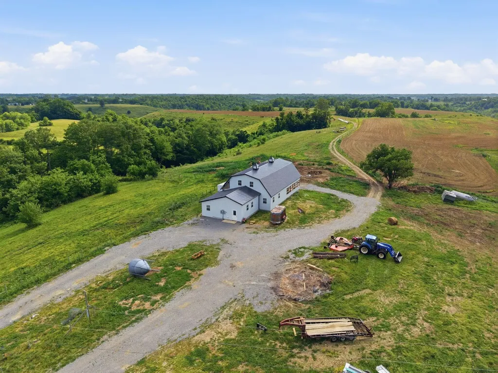 1102 Nina Ridge Road Lancaster KY 40444