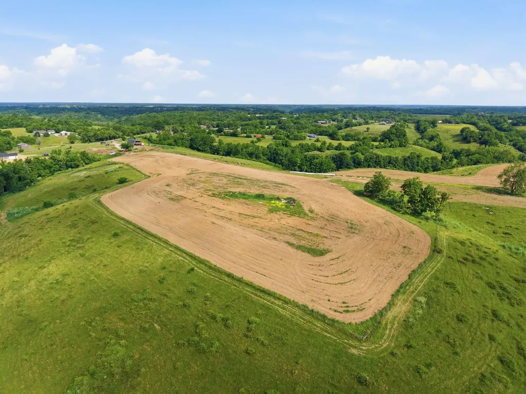 1102 Nina Ridge Road Lancaster KY 40444