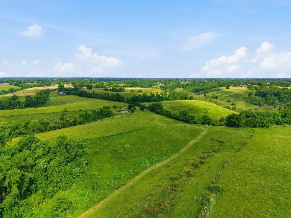 1102 Nina Ridge Road Lancaster KY 40444