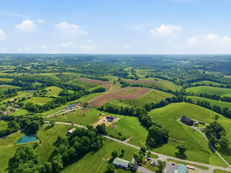 1102 Nina Ridge Road Lancaster KY 40444