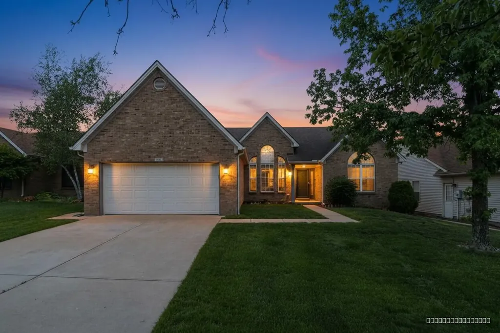 2957 Sandersville Road Lexington KY 40511