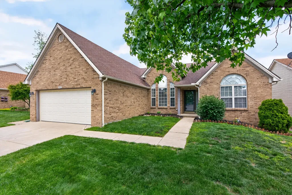2957 Sandersville Road Lexington KY 40511