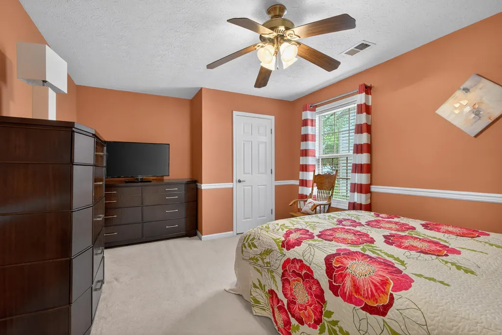 2957 Sandersville Road Lexington KY 40511