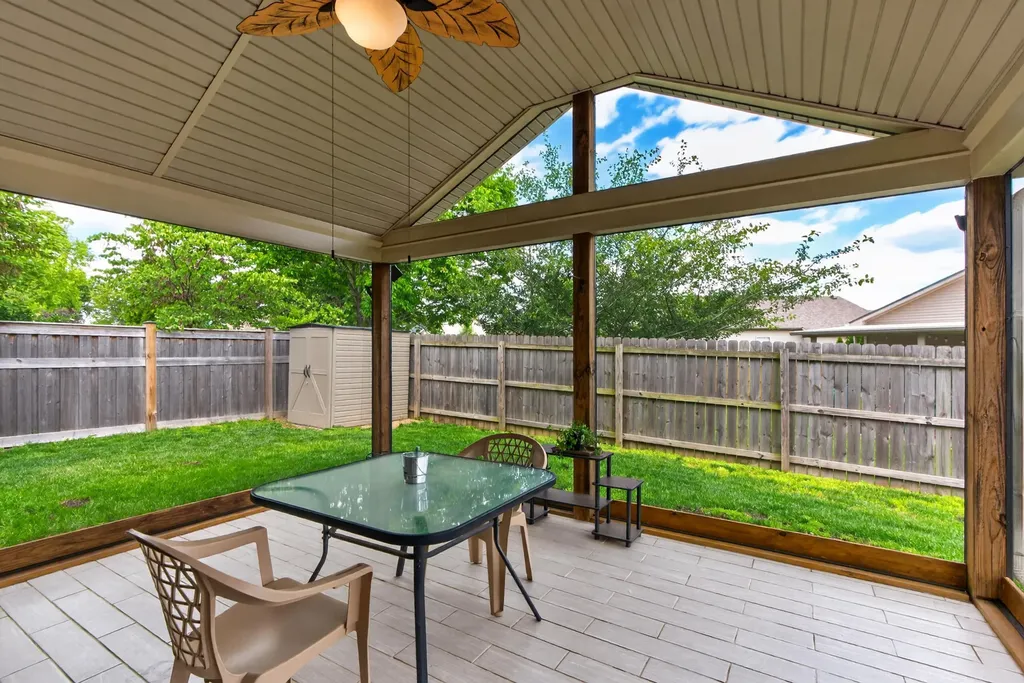 2957 Sandersville Road Lexington KY 40511