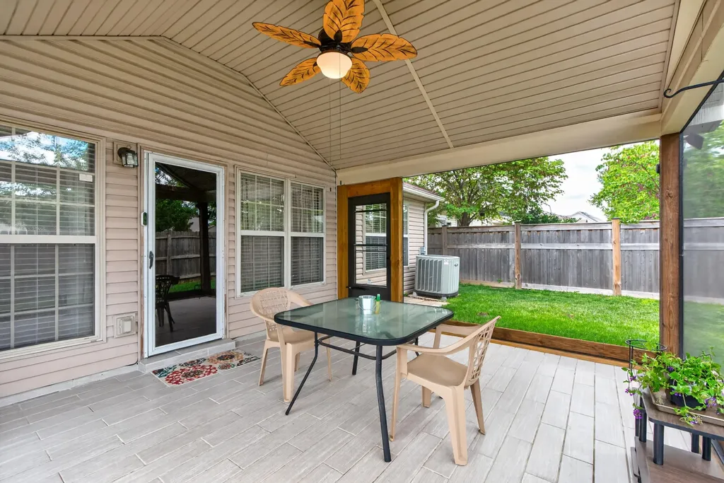 2957 Sandersville Road Lexington KY 40511