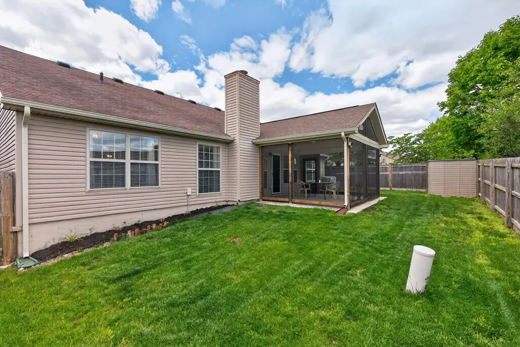 2957 Sandersville Road Lexington KY 40511