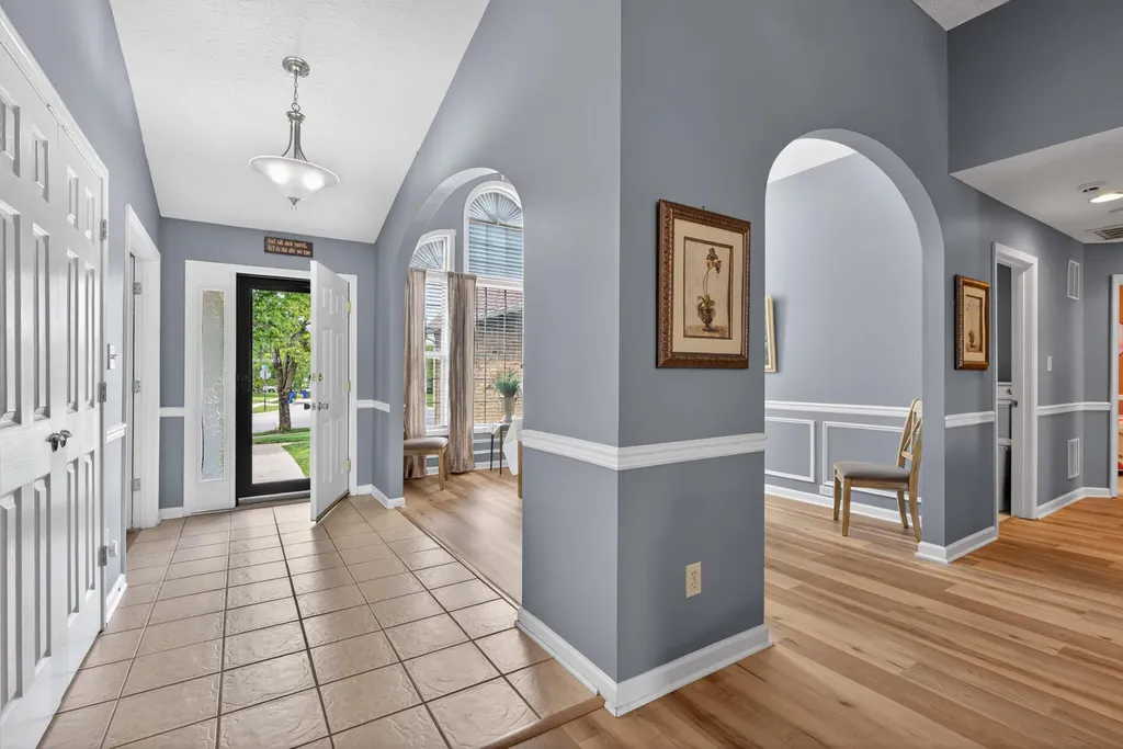 2957 Sandersville Road Lexington KY 40511